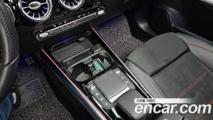 Mercedes-Benz GLA-Class GLA250 4MATIC 2020 года из Южной Кореи