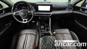 Kia K5 2.0 2020 года из Южной Кореи