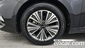 Kia K7 Signature 2020 года из Южной Кореи