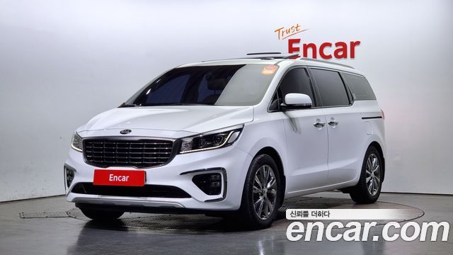 Kia Carnival 9-Seater Noblesse Special 2020 года из Кореи
