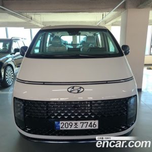 Hyundai Staria 4WD Lounge 7-Seater 2024 года из Южной Кореи