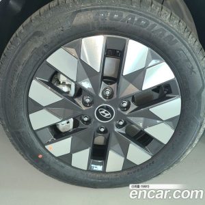 Hyundai Staria 4WD Lounge 7-Seater 2024 года из Южной Кореи