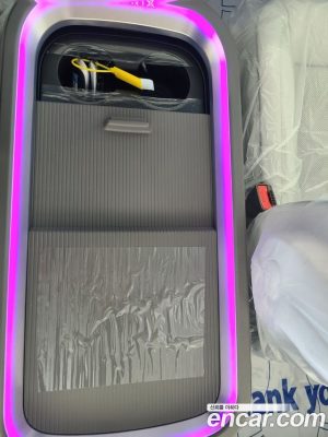 Hyundai Staria 4WD Lounge 7-Seater 2024 года из Южной Кореи