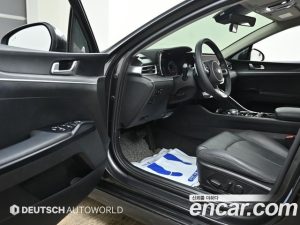 Kia K5 2.0 2020 года из Южной Кореи