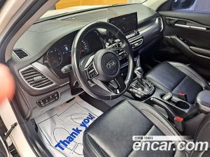 Kia Seltos Дизель 1.6 2WD 2020 года из Южной Кореи