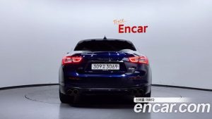 Maserati Ghibli 3.0 GranLusso 2020 года из Южной Кореи