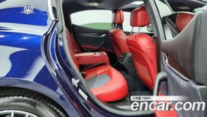 Maserati Ghibli 3.0 GranLusso 2020 года из Южной Кореи