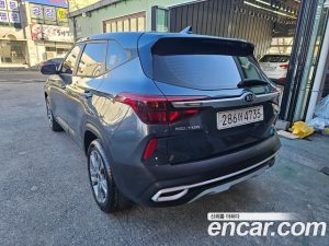Kia Seltos Бензин 1.6 Turbo 2WD 2020 года из Южной Кореи