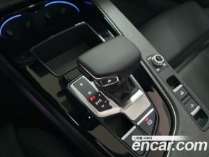 Audi A5 45 TFSI 4WD Premium Cabriolet 2023 года из Южной Кореи