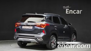 Kia Seltos Дизель 1.6 4WD 2020 года из Южной Кореи