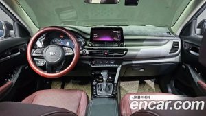 Kia Seltos Дизель 1.6 4WD 2020 года из Южной Кореи