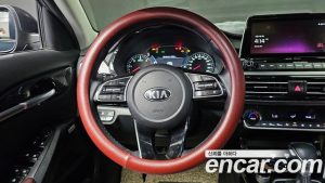 Kia Seltos Дизель 1.6 4WD 2020 года из Южной Кореи