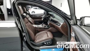 BMW 7-Series 730Ld xDrive M Sport 2021 года из Южной Кореи
