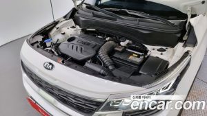 Kia Seltos Дизель 1.6 2WD 2020 года из Южной Кореи