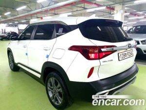 Kia Seltos Бензин 1.6 Turbo 2WD 2020 года из Южной Кореи