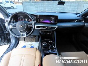 Kia K5 2.0 2020 года из Южной Кореи