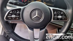 Mercedes-Benz E-Class E300 4MATIC AMG Line 2020 года из Южной Кореи