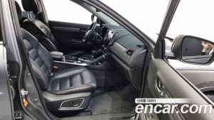 Renault-KoreaSamsung QM6 2.0 GDe Premiere 2WD 2020 года из Южной Кореи
