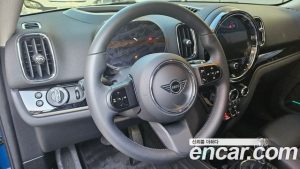 Mini Countryman CLASSIC Plus 2023 года из Южной Кореи