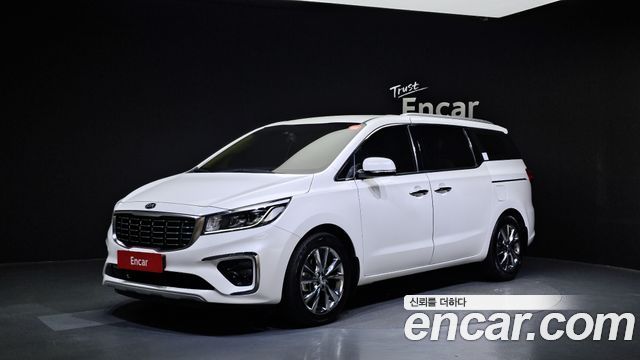 Kia Carnival 9-Seater Noblesse Special 2020 года из Кореи