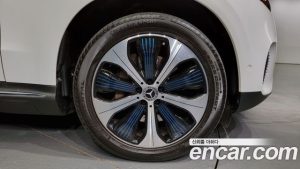 Mercedes-Benz EQC EQC400 4MATIC 2020 года из Южной Кореи