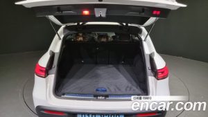 Mercedes-Benz EQC EQC400 4MATIC 2020 года из Южной Кореи