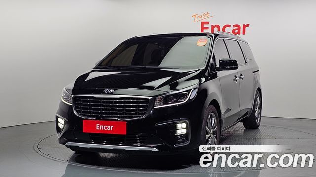 Kia Carnival 9-Seater Prestige 2020 года из Кореи