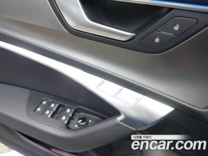 Audi A6 40 TDI 2020 года из Южной Кореи