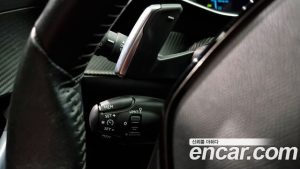 Peugeot 2008 1.5 BlueHDi ALLURE 2020 года из Южной Кореи