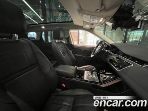 Land Rover Range Rover Evoque D180 SE 2020 года из Южной Кореи
