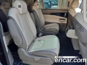 Kia Carnival Бензин 9-Seater HI-Limousine 2023 года из Южной Кореи