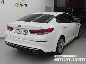 Kia K5 2.0 2020 года из Южной Кореи