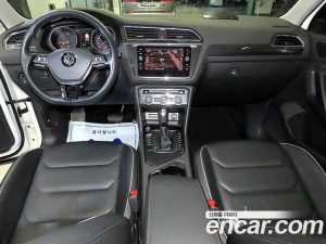 Volkswagen Tiguan 2.0 TDI Prestige 2020 года из Южной Кореи