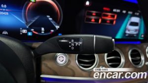 Mercedes-Benz E-Class E250 Exclusive 2021 года из Южной Кореи