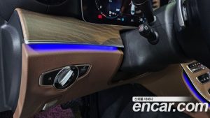 Mercedes-Benz E-Class E250 Exclusive 2021 года из Южной Кореи