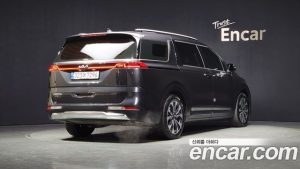 Kia Carnival Бензин 9-Seater Noblesse 2023 года из Южной Кореи