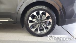 Kia Carnival Бензин 9-Seater Noblesse 2023 года из Южной Кореи