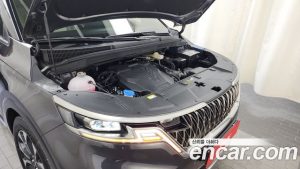 Kia Carnival Бензин 9-Seater Noblesse 2023 года из Южной Кореи