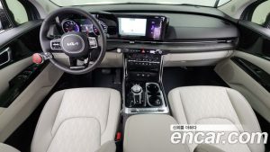 Kia Carnival Бензин 9-Seater Noblesse 2023 года из Южной Кореи