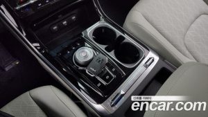 Kia Carnival Бензин 9-Seater Noblesse 2023 года из Южной Кореи