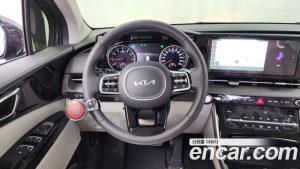 Kia Carnival Бензин 9-Seater Noblesse 2023 года из Южной Кореи