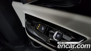 Kia Carnival Бензин 9-Seater Noblesse 2023 года из Южной Кореи