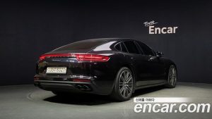 Porsche Panamera 3.0 AWD 2020 года из Южной Кореи