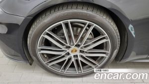 Porsche Panamera 3.0 AWD 2020 года из Южной Кореи