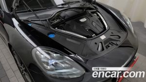 Porsche Panamera 3.0 AWD 2020 года из Южной Кореи