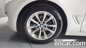 BMW Gran Turismo GT 320d xDrive 2020 года из Южной Кореи
