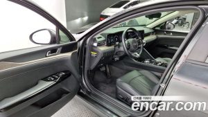 Kia K5 2.0 2020 года из Южной Кореи