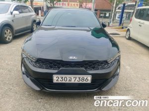 Kia K5 2.0 2020 года из Южной Кореи
