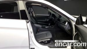 BMW Gran Turismo GT 320d xDrive 2020 года из Южной Кореи