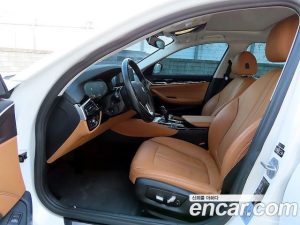 BMW 5-Series 520i Luxury 2020 года из Южной Кореи